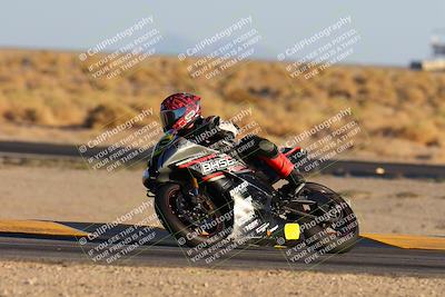 media/Nov-17-2024-CVMA (Sun) [[1fec520723]]/Race 17-Amateur Supersport Middleweight/